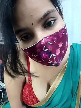 Snapshot of shalini_gupta05 chatting on July 29, 1:48 am shalini gupta05 online show from July 29, 1:48 am