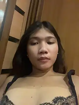 naughtygirl lily online show from July 10, 9:34 am