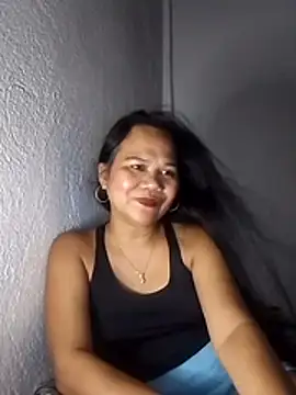 missLiLy07 online show from May 31, 2:35 pm