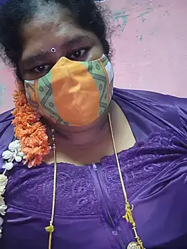 Snapshot of geetha431 chatting on June 4, 8:59 pm geetha431 online show from June 4, 8:59 pm