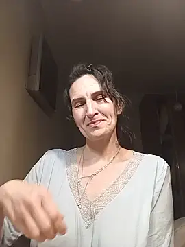 Snapshot of Alene_Lorrie chatting on June 1, 10:00 pm Alene Lorrie online show from June 1, 10:00 pm