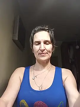 Snapshot of Alene_Lorrie chatting on June 14, 6:32 pm Alene Lorrie online show from June 14, 6:32 pm