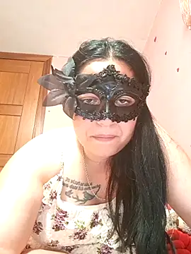 Snapshot of Sophie-95 chatting on June 3, 8:14 pm Sophie-95 online show from June 3, 8:14 pm