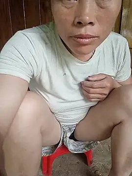 Rinna sexy online show from June 10, 6:34 am