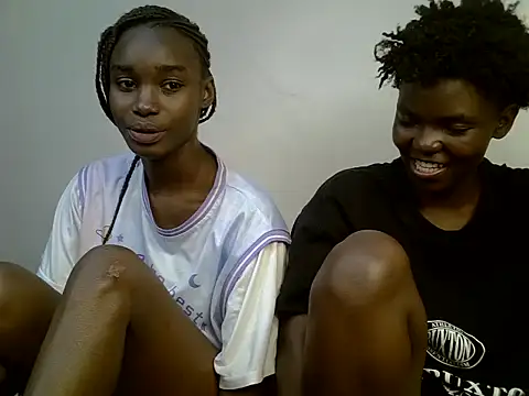 Snapshot of Vsexie chatting on June 12, 5:01 pm Vsexie online show from June 12, 5:01 pm