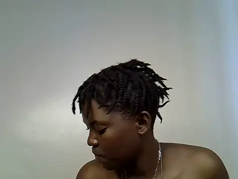 Snapshot of Angelqueen22 chatting on June 7, 7:23 am Angelqueen22 online show from June 7, 7:23 am