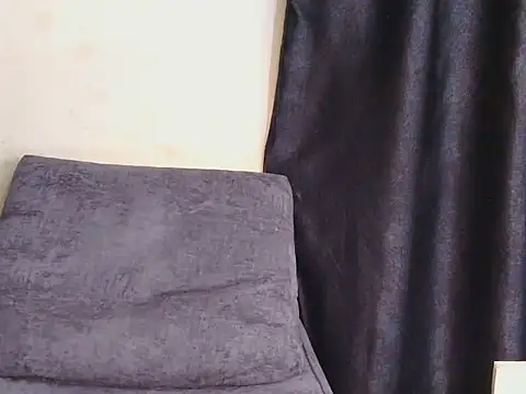 Snapshot of samiiraah chatting on June 7, 12:26 am samiiraah online show from June 7, 12:26 am