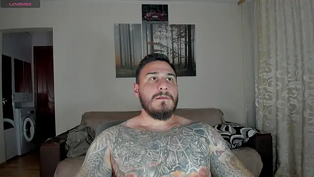 Snapshot of Gymdominus chatting on May 23, 7:40 pm Gymdominus online show from May 23, 7:40 pm