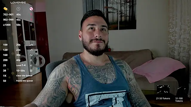 Snapshot of Gymdominus chatting on June 8, 6:47 am Gymdominus online show from June 8, 6:47 am