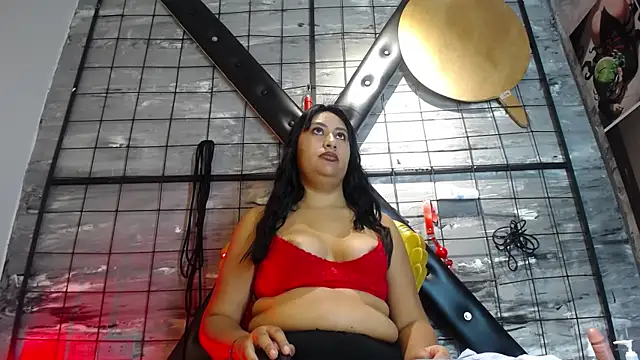 Snapshot of Girl_Scarlett_ chatting on June 2, 11:34 am Girl Scarlett online show from June 2, 11:34 am