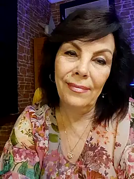 Snapshot of SannyMI-LF chatting on June 4, 9:32 pm SannyMI-LF online show from June 4, 9:32 pm
