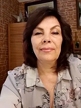 Snapshot of SannyMI-LF chatting on June 6, 3:17 pm SannyMI-LF online show from June 6, 3:17 pm