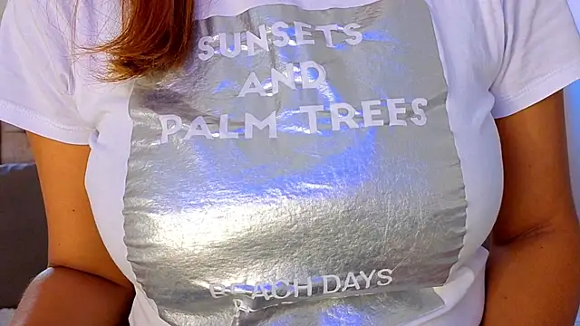 ValkiryMonts online show from June 11, 3:10 pm