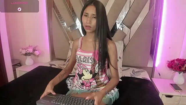 casey lorens online show from July 2, 3:17 am