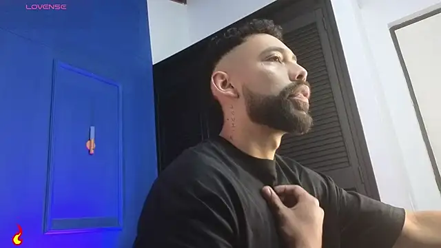 Blade millerr online show from June 17, 12:18 pm