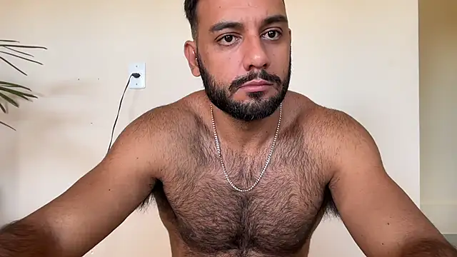 brazilianhairy online show from July 18, 4:00 pm