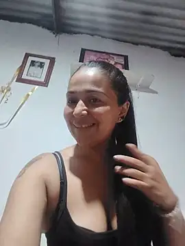Snapshot of jessamondd chatting on June 5, 3:24 am jessamondd online show from June 5, 3:24 am