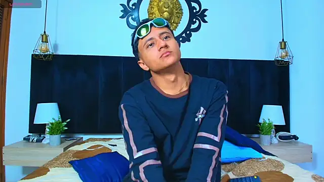 Snapshot of Thiago_Nova chatting on June 3, 3:20 am Thiago Nova online show from June 3, 3:20 am