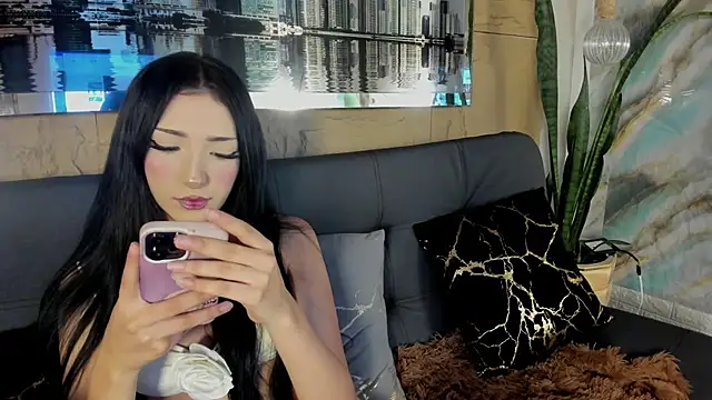 Snapshot of liiilyrose chatting on June 5, 3:40 pm liiilyrose online show from June 5, 3:40 pm
