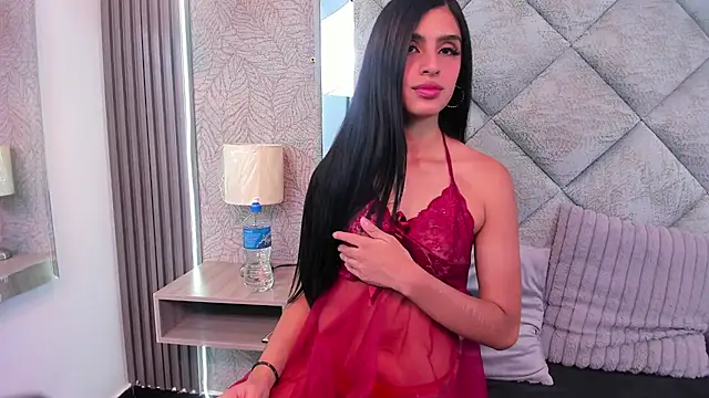 LilithDesire  online show from June 6, 7:29 pm