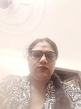 Snapshot of yourchahat27 chatting on May 27, 11:02 pm yourchahat27 online show from May 27, 11:02 pm