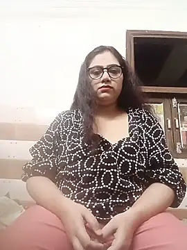 Snapshot of yourchahat27 chatting on May 29, 6:28 pm yourchahat27 online show from May 29, 6:28 pm