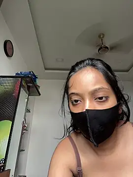 Snapshot of livia_dolls chatting on June 11, 4:54 am livia dolls online show from June 11, 4:54 am