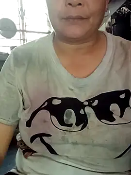 Snapshot of Bong_sexy chatting on June 7, 2:37 am Bong sexy online show from June 7, 2:37 am