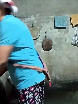 Bong sexy online show from July 25, 11:13 pm