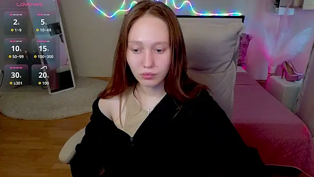Snapshot of TinaShelton chatting on June 14, 12:18 pm TinaShelton online show from June 14, 12:18 pm