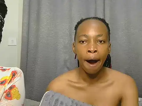 Snapshot of pretty_stud chatting on June 12, 11:46 pm pretty stud online show from June 12, 11:46 pm