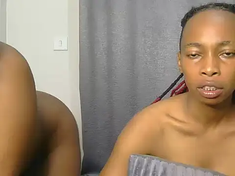 Snapshot of pretty_stud chatting on June 14, 12:19 am pretty stud online show from June 14, 12:19 am