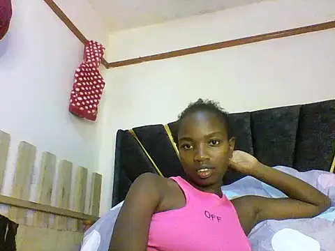 aliana082169 online show from June 1, 7:04 pm