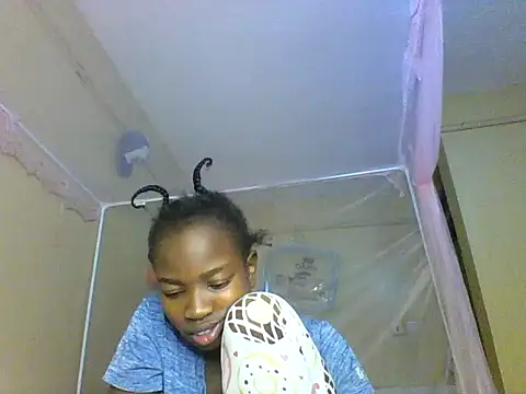 aliana082169 online show from June 23, 8:51 pm