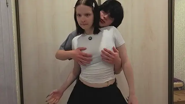 Snapshot of CryBabyVital chatting on June 6, 7:51 pm CryBabyVital online show from June 6, 7:51 pm