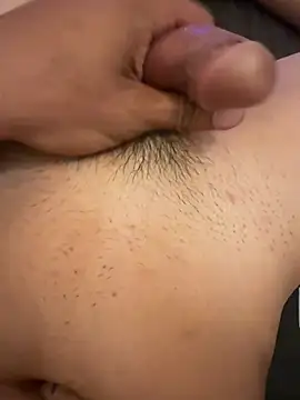 hieutran77777 online show from July 20, 6:49 am
