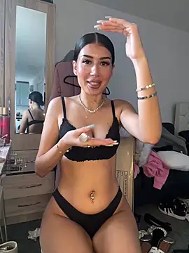 Khalillah online show from June 9, 4:18 pm