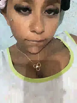 jhenannyy online show from June 4, 11:00 pm