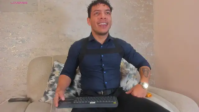 OliverWyse online show from June 13, 1:14 am