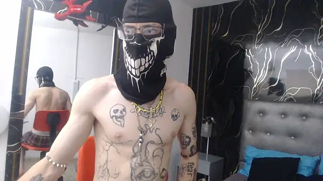 Snapshot of Ryan_Owenss chatting on June 4, 3:56 am Ryan Owenss online show from June 4, 3:56 am