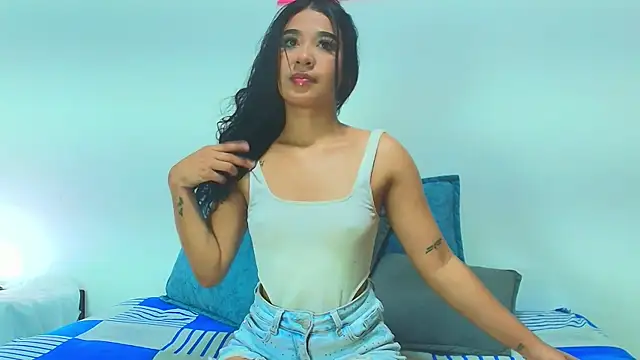 Snapshot of ashley_blazze chatting on June 13, 11:41 am ashley blazze online show from June 13, 11:41 am