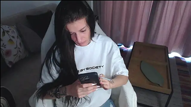 aryanne98 online show from June 8, 5:52 am