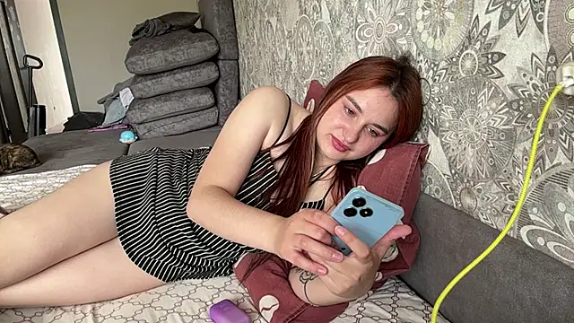 Snapshot of Cherryliveo chatting on June 5, 6:52 am Cherryliveo online show from June 5, 6:52 am