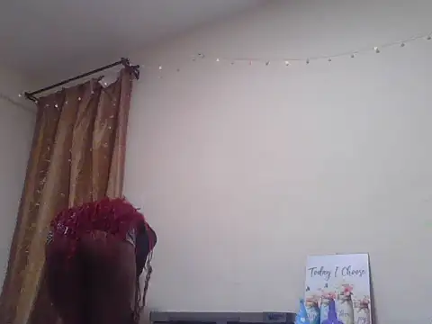 Snapshot of Cutezipora chatting on July 24, 3:26 am Cutezipora online show from July 24, 3:26 am