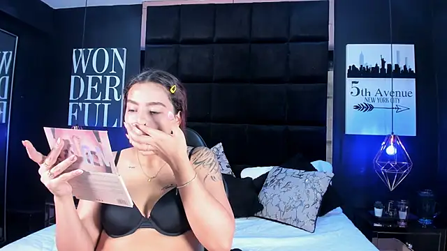 Snapshot of AmyyScott chatting on June 10, 7:46 pm AmyyScott online show from June 10, 7:46 pm