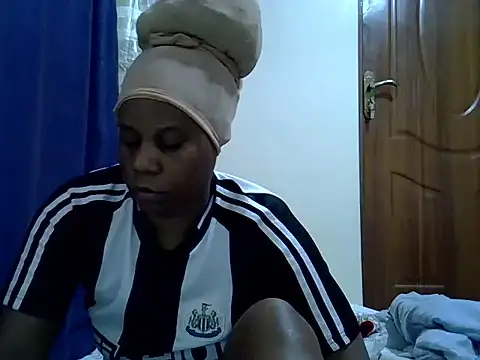 crazybeibe online show from July 18, 2:38 am