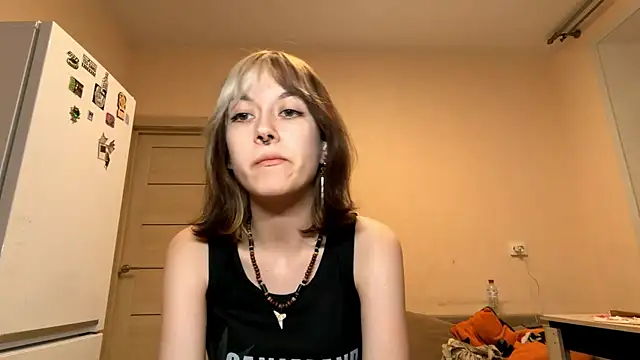 Snapshot of YourFavoriteAltgirl chatting on May 23, 6:56 pm YourFavoriteAltgirl online show from May 23, 6:56 pm