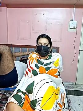 Hornyreshma online show from June 15, 9:33 am