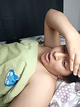 Snapshot of Lumy_Star chatting on June 3, 2:33 pm Lumy Star online show from June 3, 2:33 pm