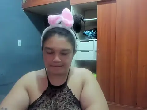 lucero chuvy online show from June 5, 7:52 pm